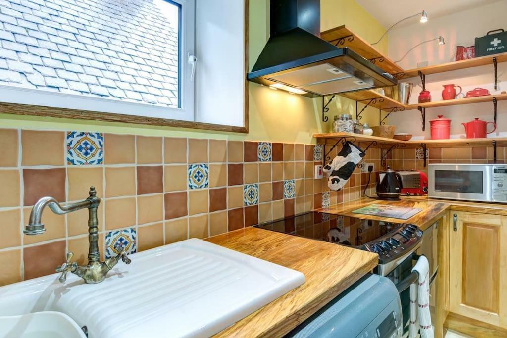 Fishermans Flat - River View Holiday Home Νταντί Εξωτερικό φωτογραφία