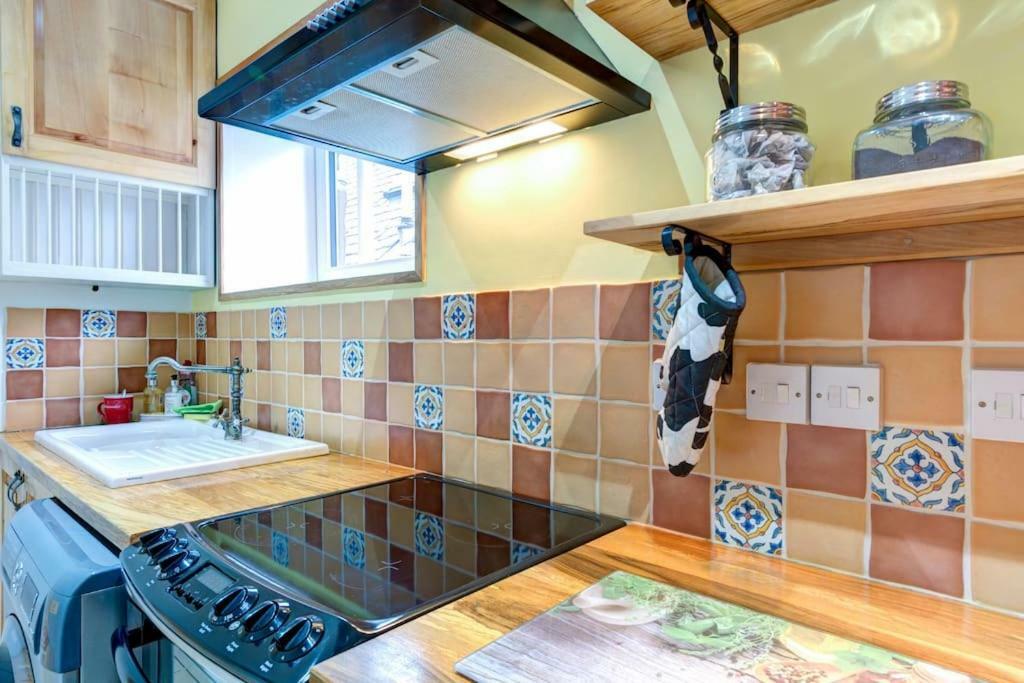 Fishermans Flat - River View Holiday Home Νταντί Εξωτερικό φωτογραφία