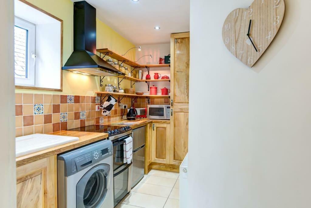 Fishermans Flat - River View Holiday Home Νταντί Εξωτερικό φωτογραφία