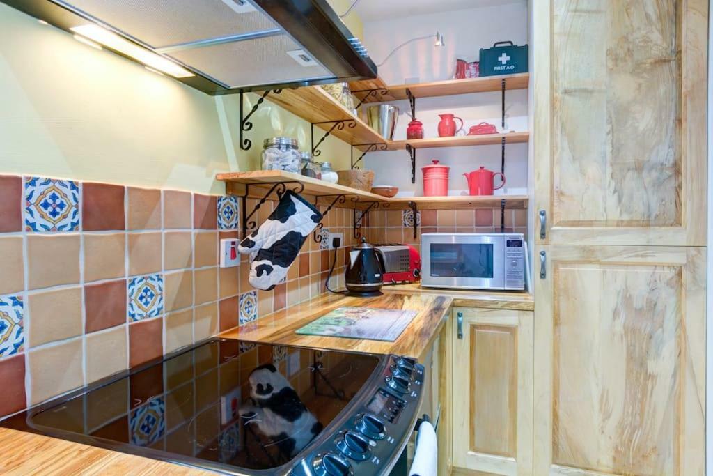 Fishermans Flat - River View Holiday Home Νταντί Εξωτερικό φωτογραφία